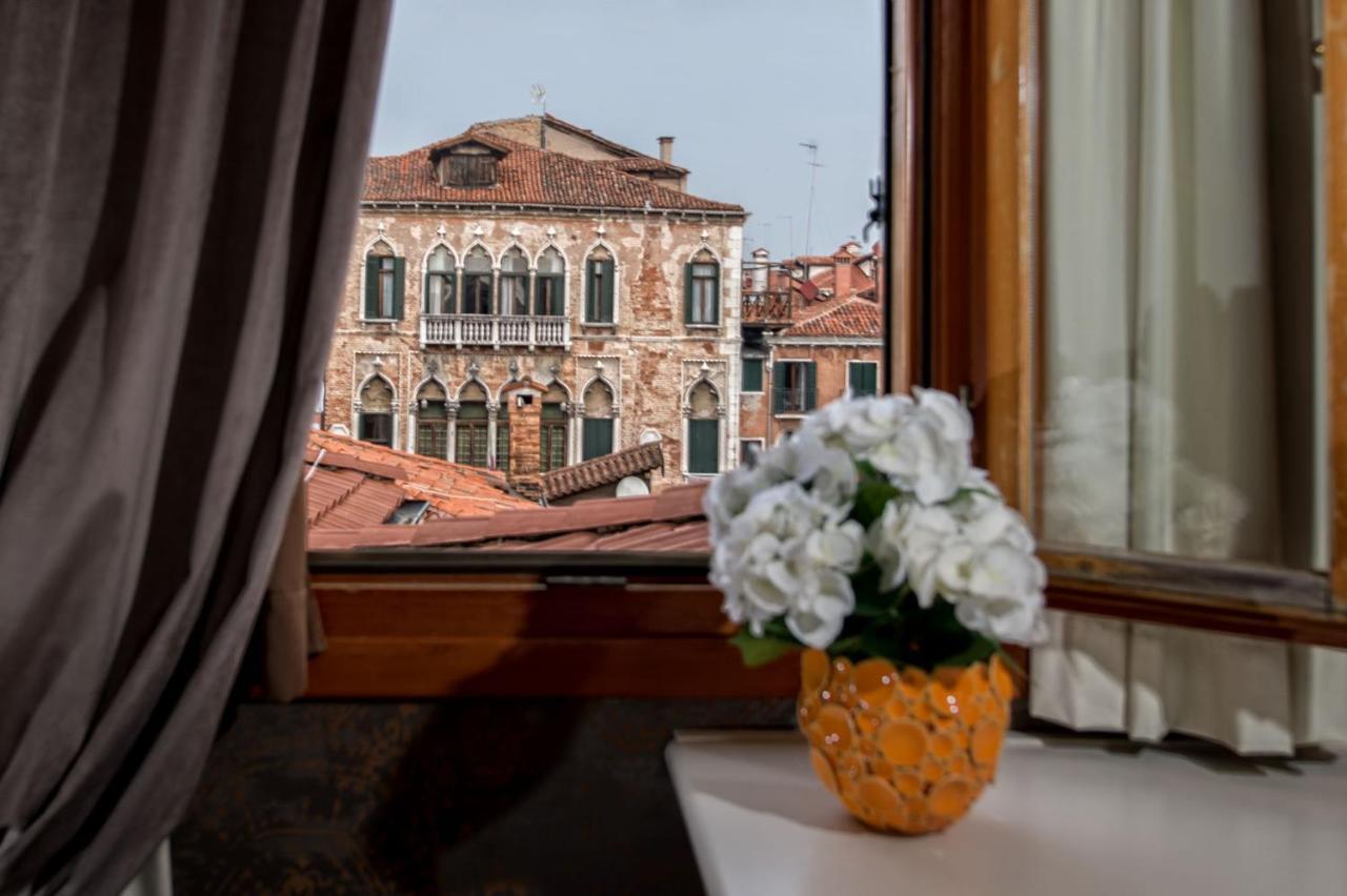 Ca' Marinella Hotel Venedig Værelse billede